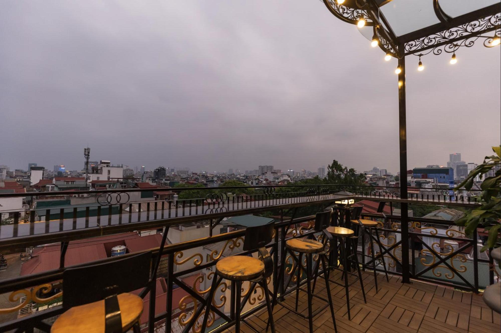 Light House & Rooftop Hanoi Eksteriør bilde